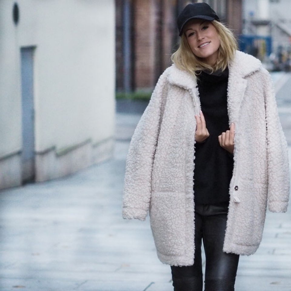 Teddy coat, Arnie Says • Tise