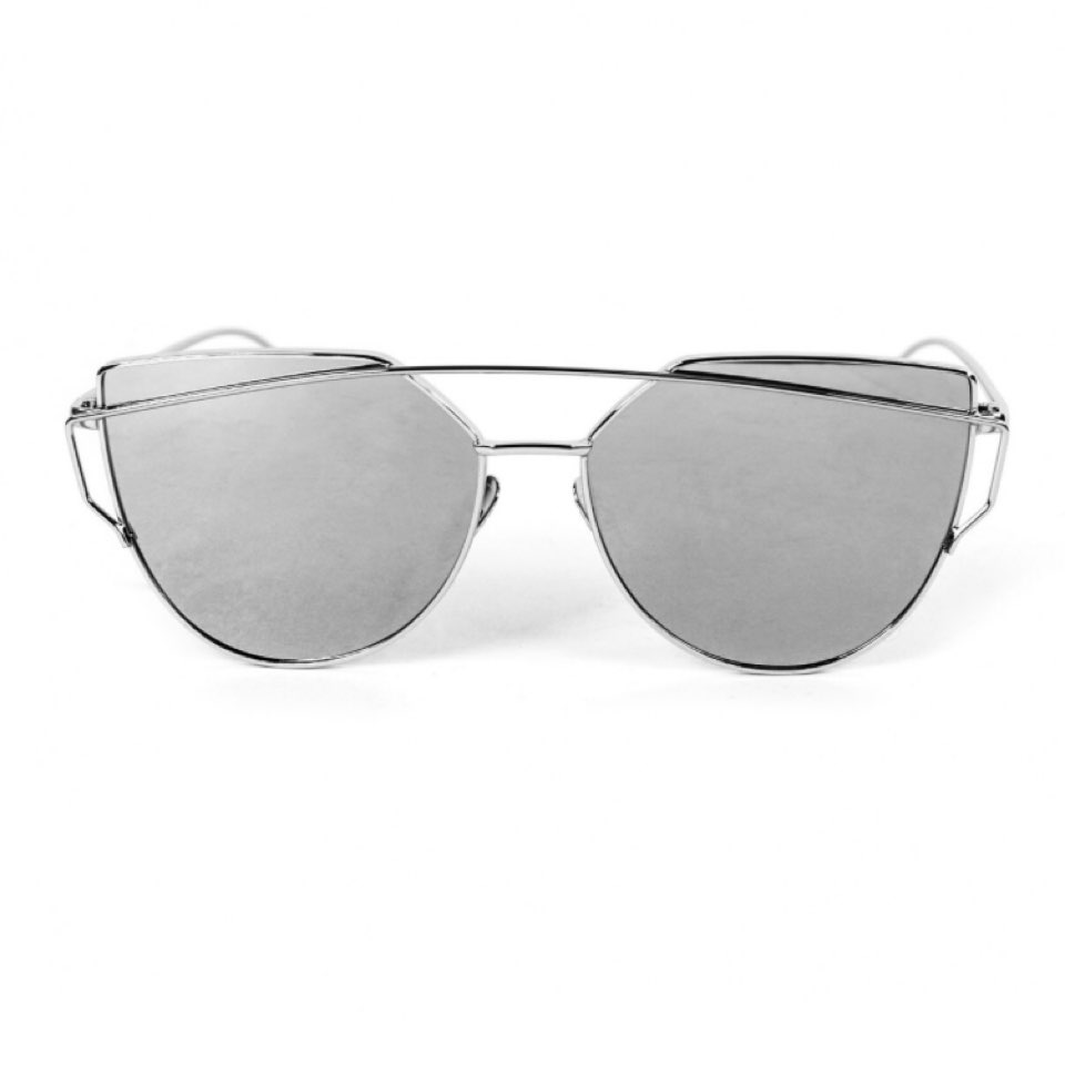 Silver sunnies • Tise