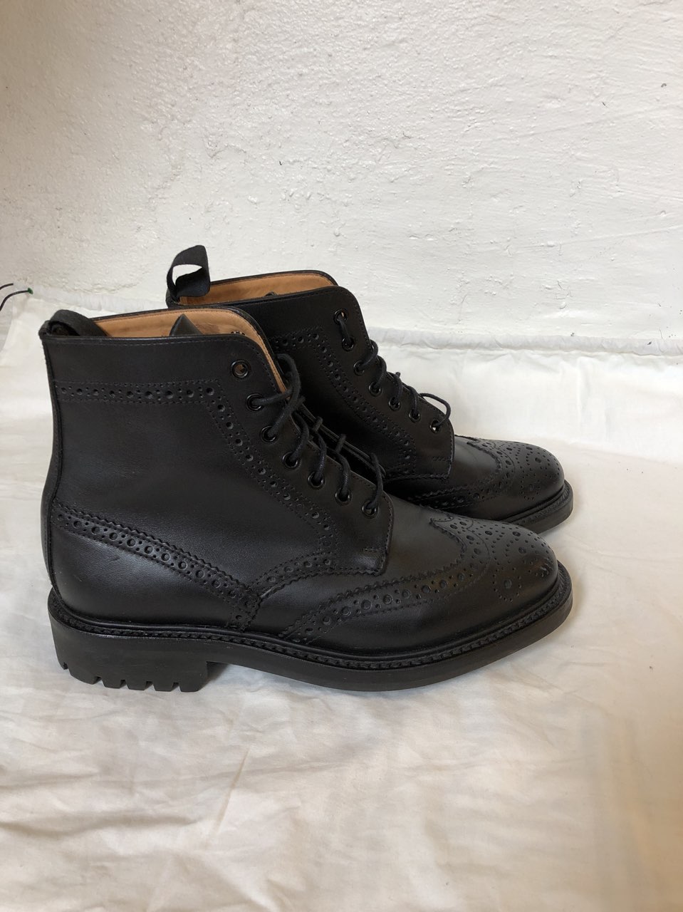 Sanders shoe • Tise