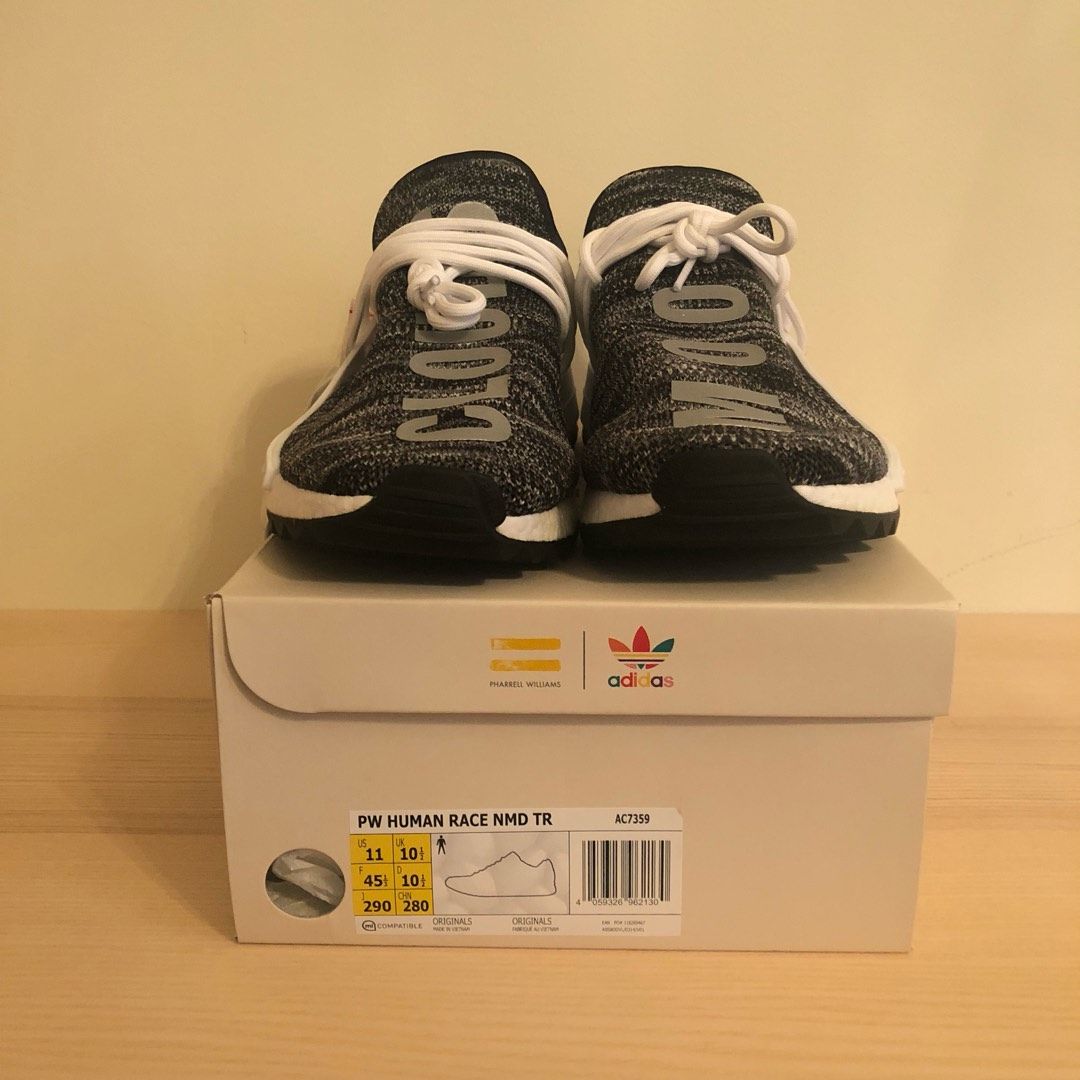 human race oreo on feet