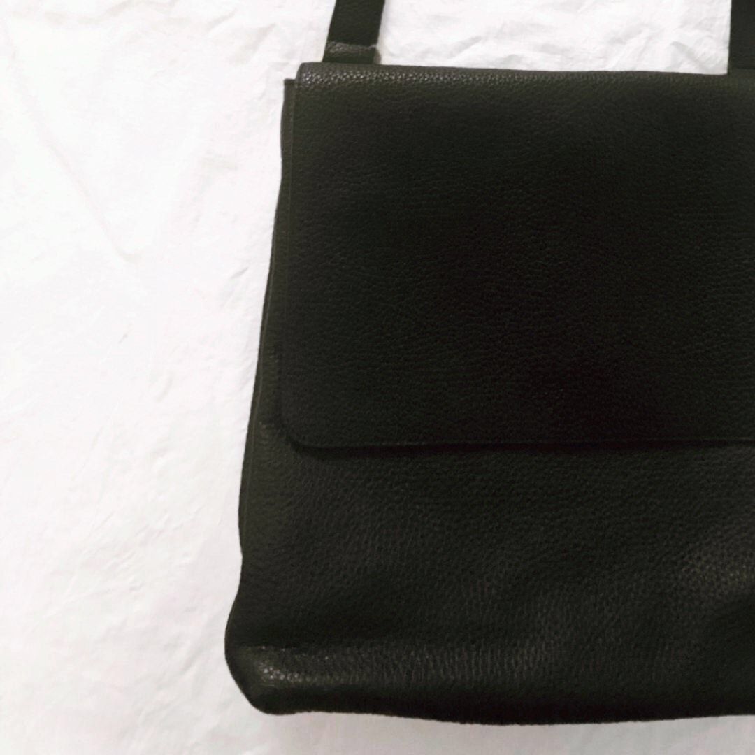 Mulberry crossbody • Tise