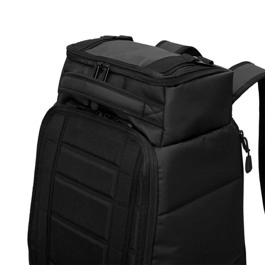 The Hugger 30L Tise