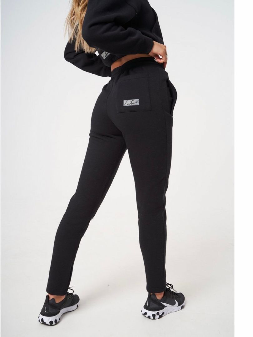 The couture Club • Tise