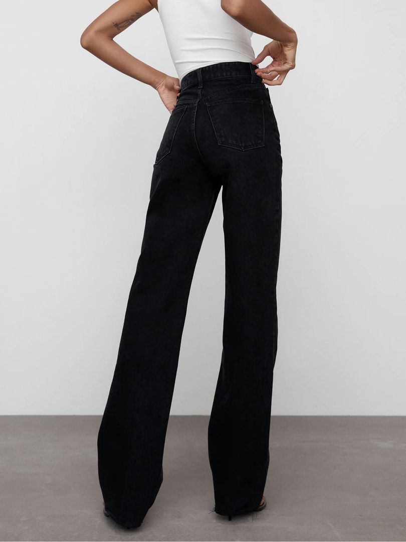 Zara wide leg jeans • Tise
