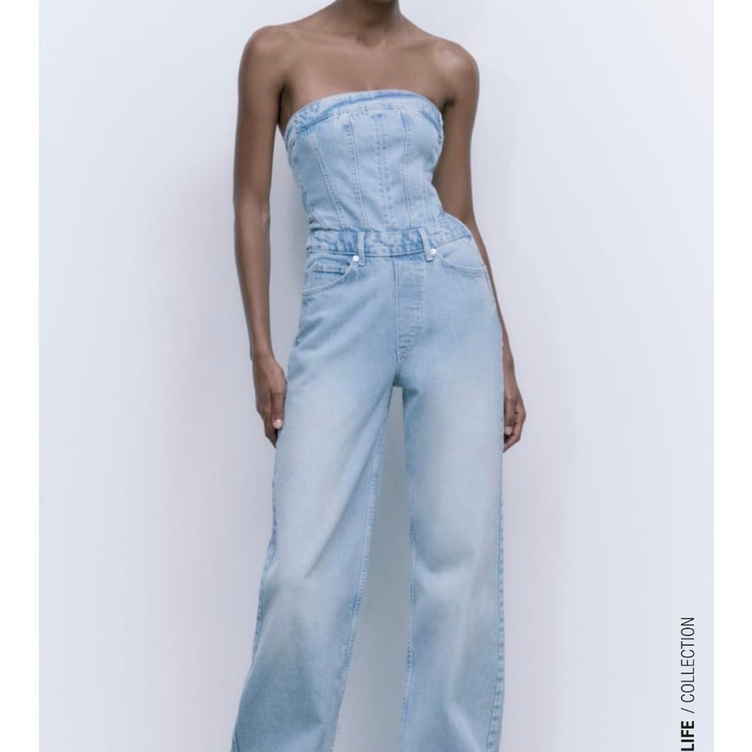 Zara denim jumpsuit • Tise