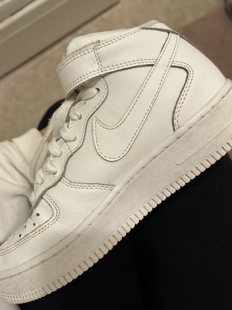 midtop af1