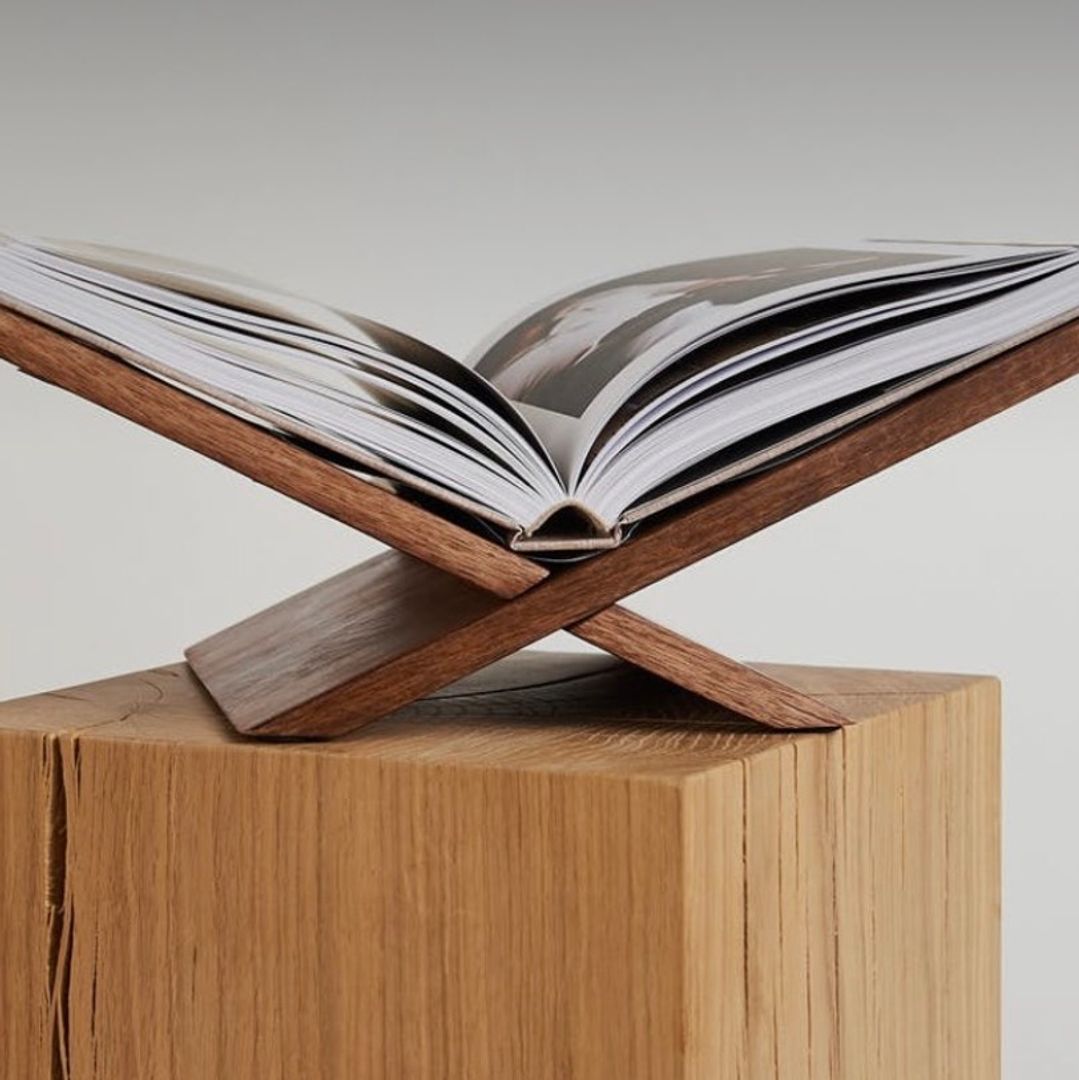 Bookstand • Tise