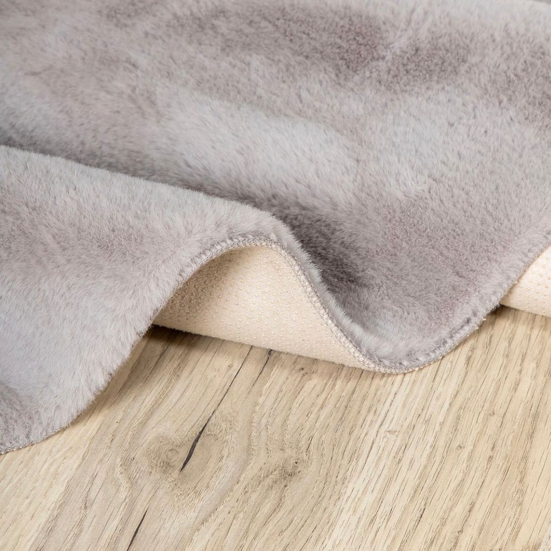 Gulvteppe ️ • Tise