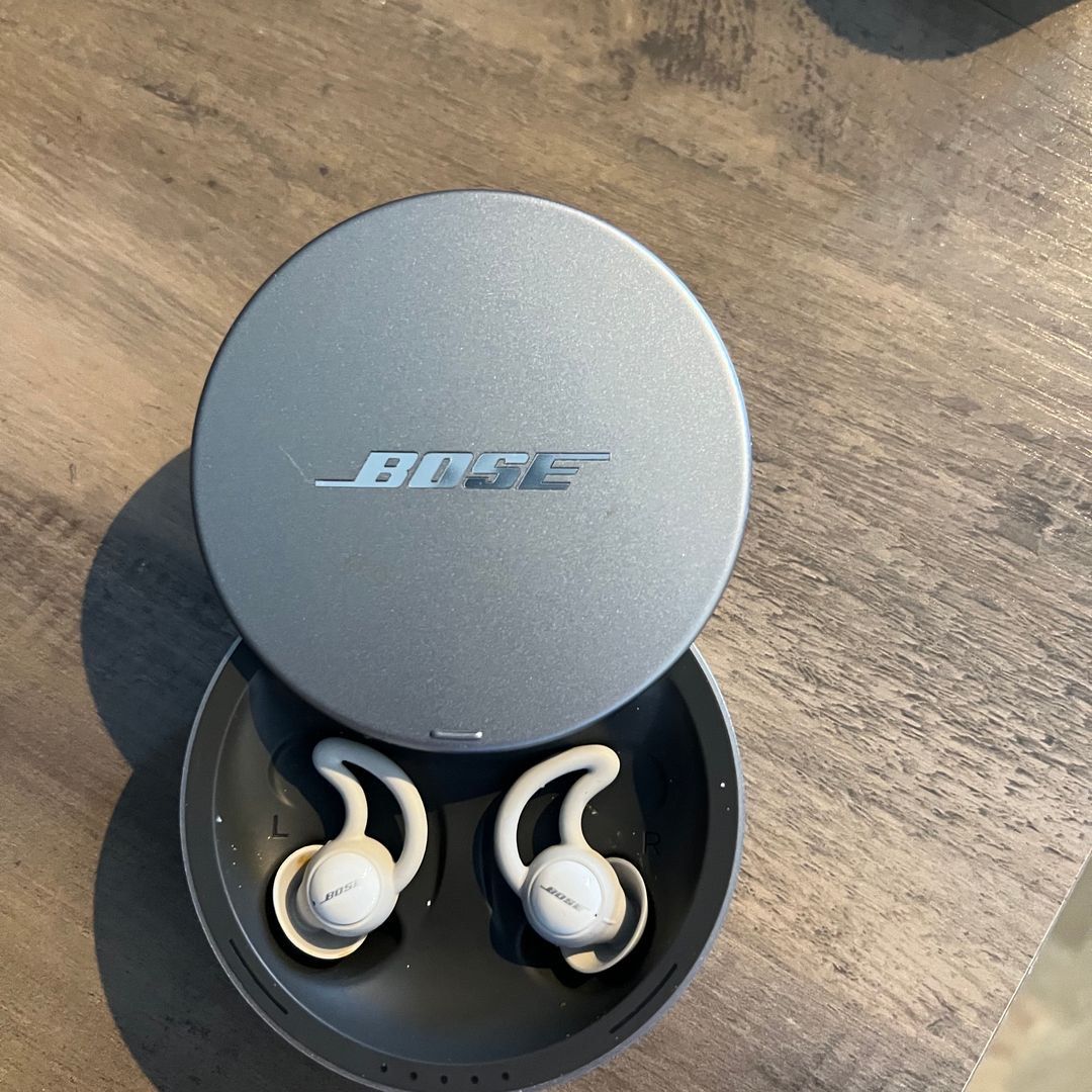 Bose Sleepbuds • Tise