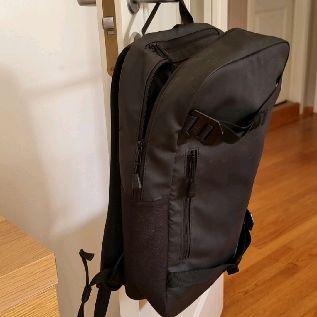 Douchebag Sekk • Tise