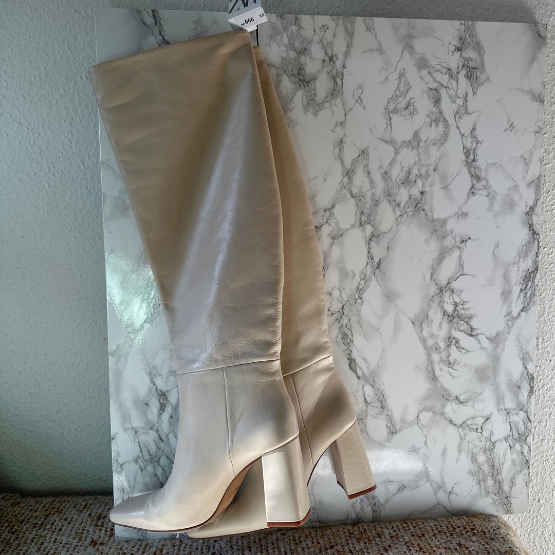 Boots best sale beige zara