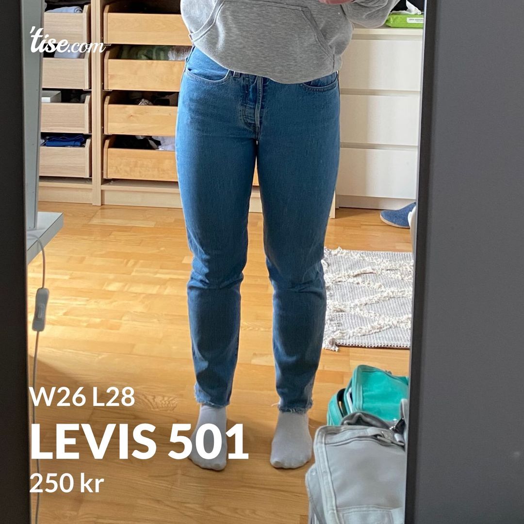 Levis w26 hot sale l28