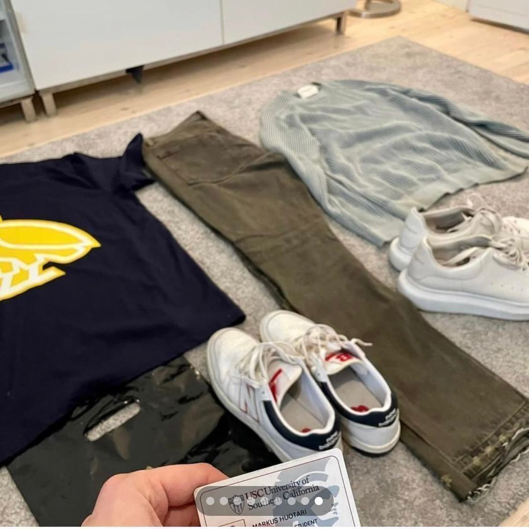 Yeezy outfit grid sales