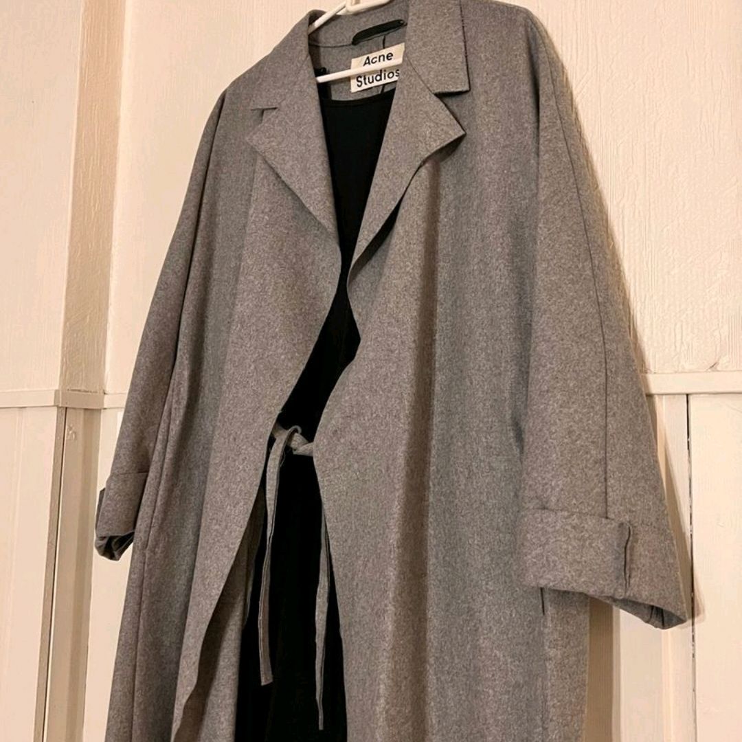 Acne clearance ember coat