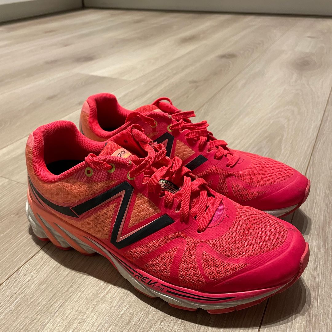 New Balance lopesko Tise