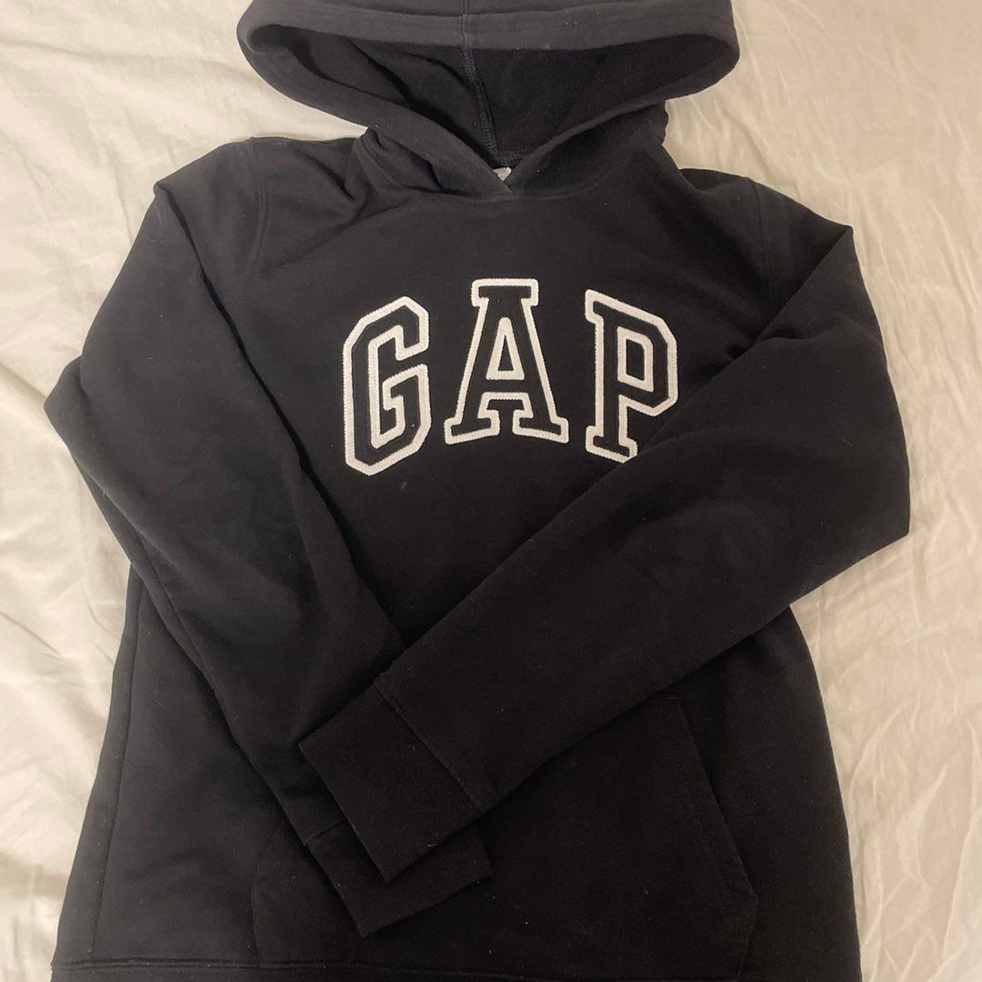 Gap hoodie deals sort