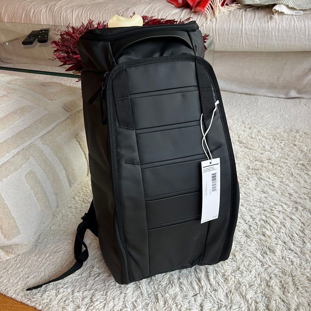 Douchebag Hugger 25L • Tise