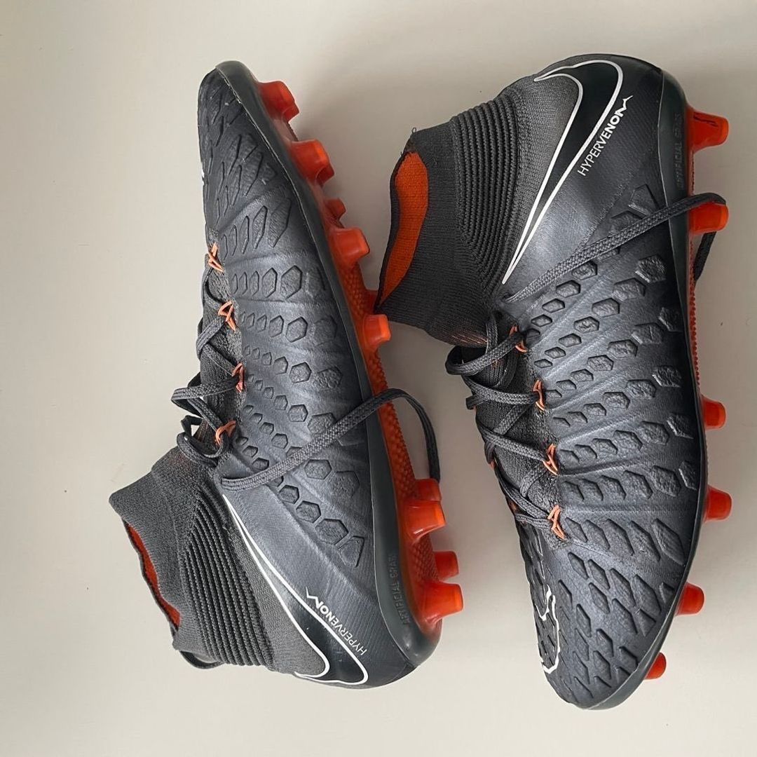 nike hypervenom size 6.5