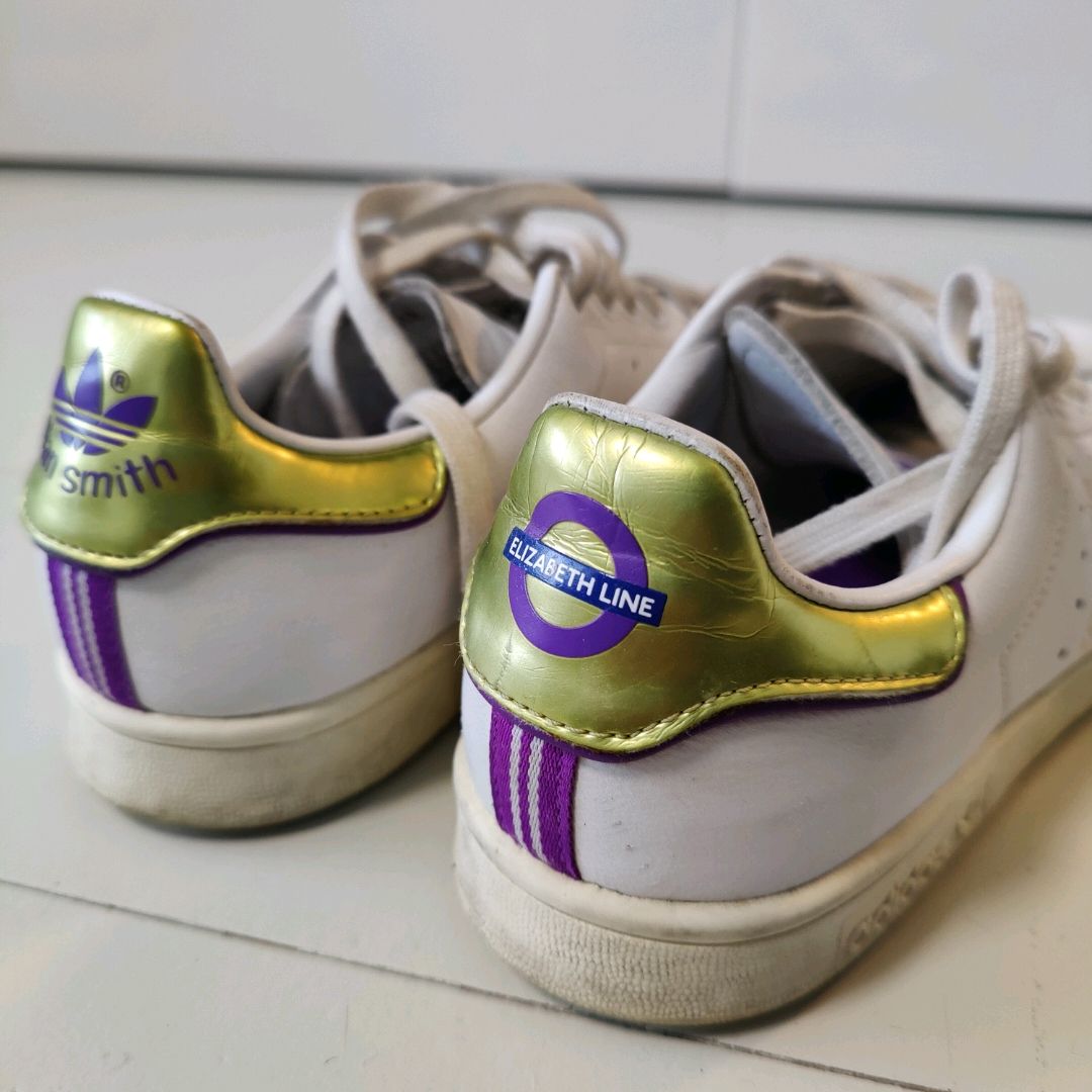 Elizabeth line stan smith online