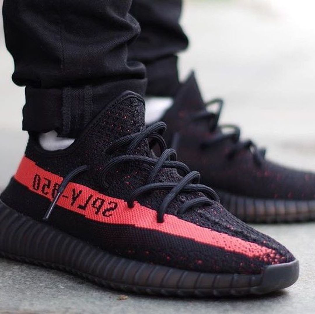 Black and red stripe yeezy online