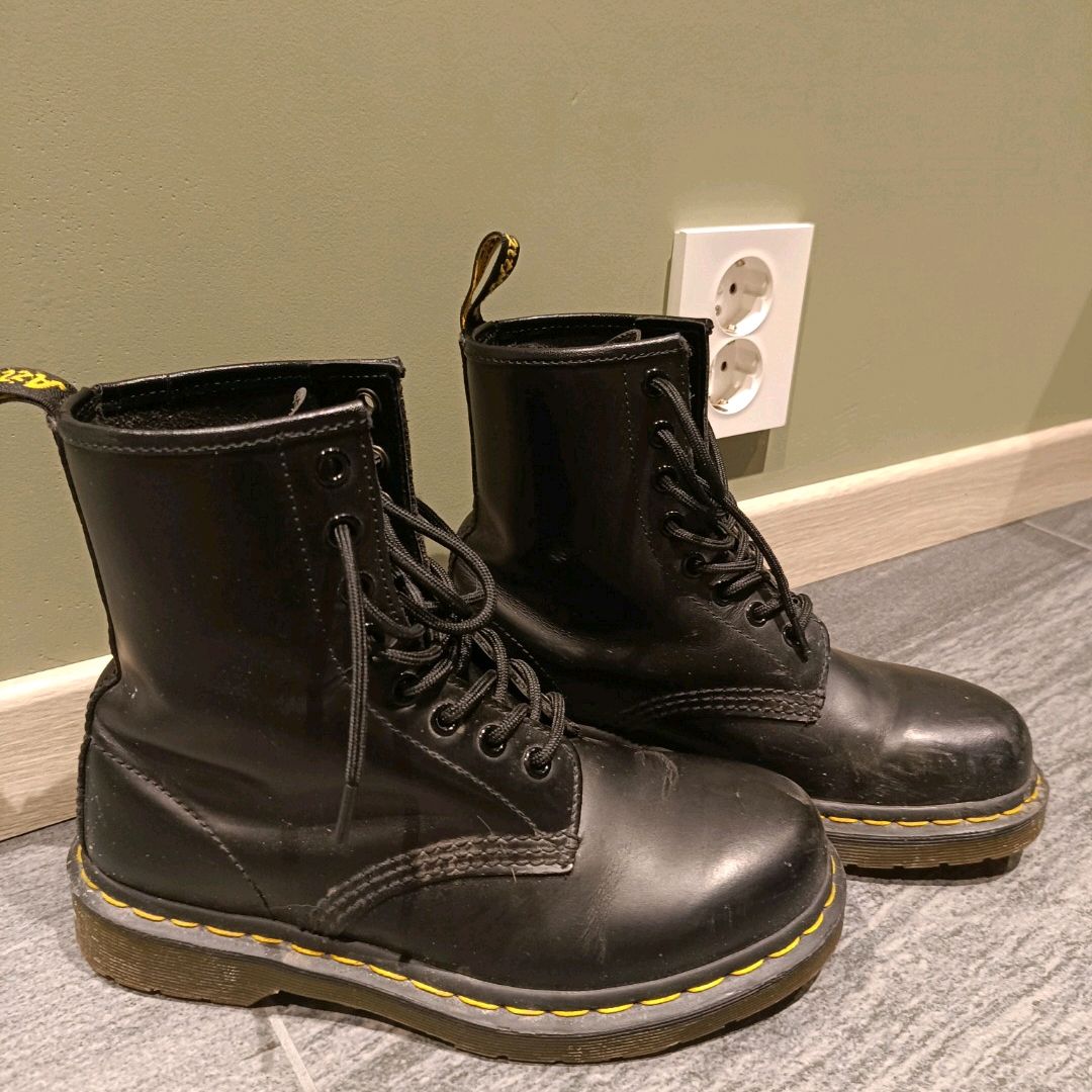 Dr martens 2025 37 tweedehands