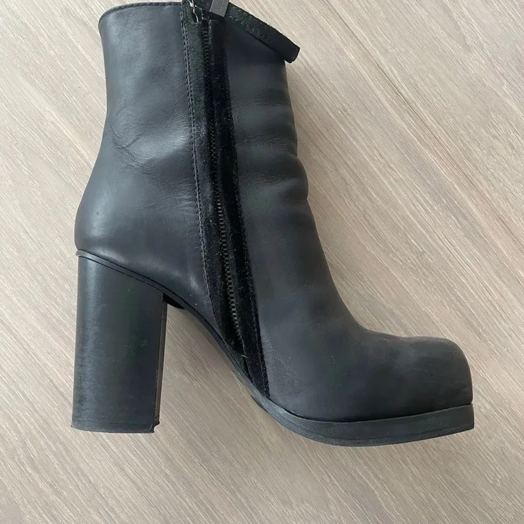 Acne rise boots hot sale