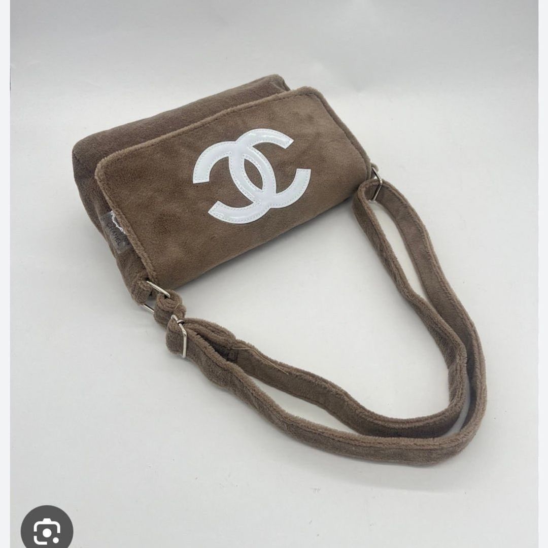 Teddy chanel bag hotsell