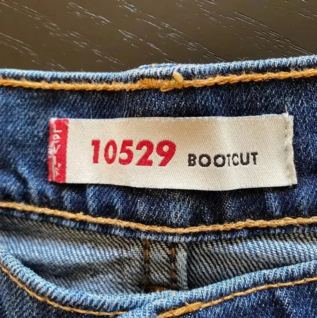 Levis 10529 bootcut Tise