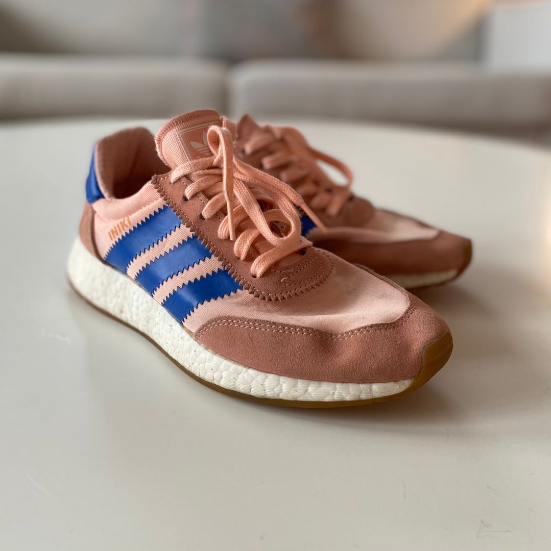 Iniki best sale adidas rosa