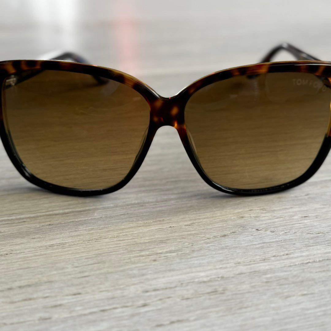 Tom ford lydia sales