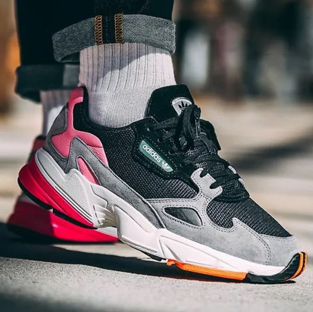 Adidas falcon lila deals