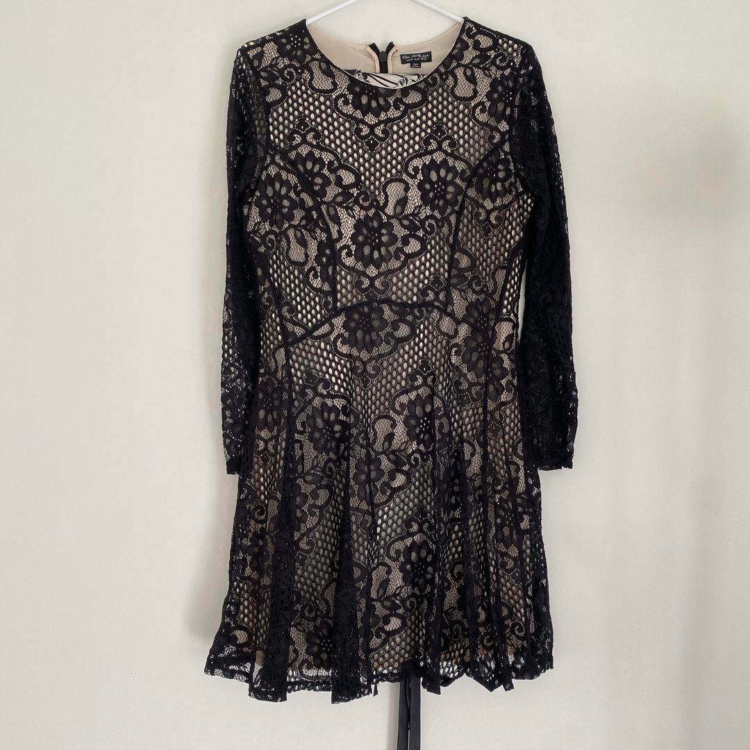 Miss selfridge black lace dress hotsell