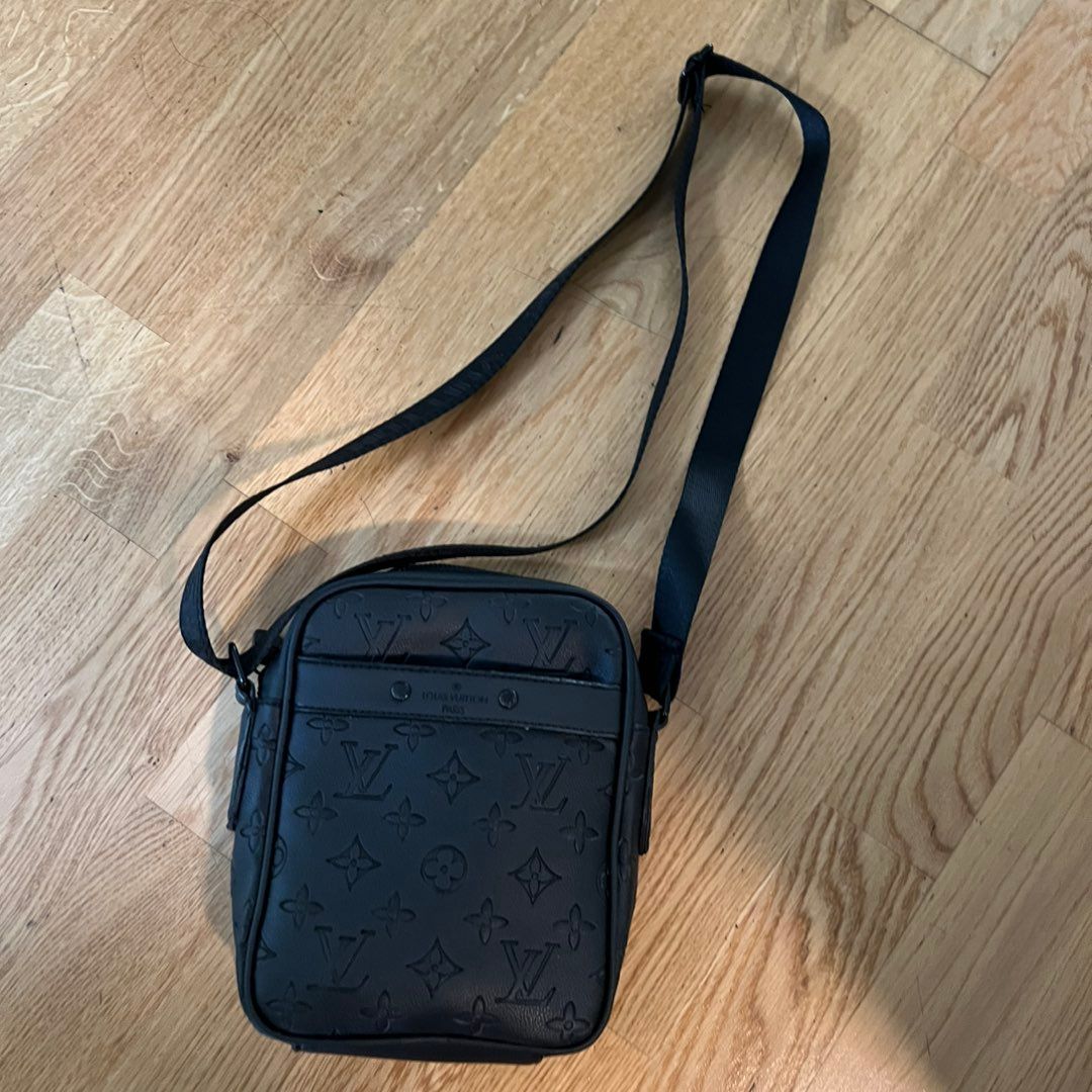 LV side bag Tise