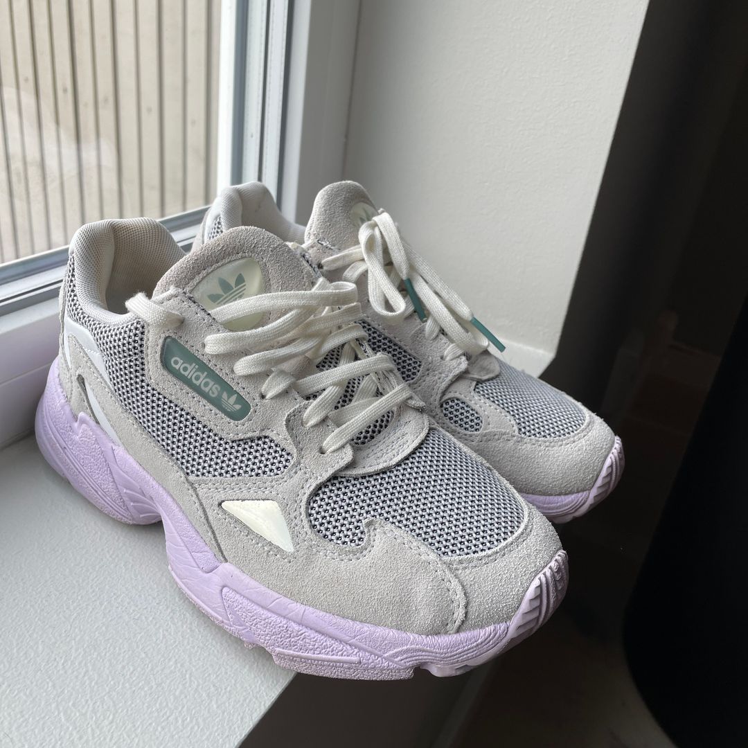 Adidas fv1103 hotsell