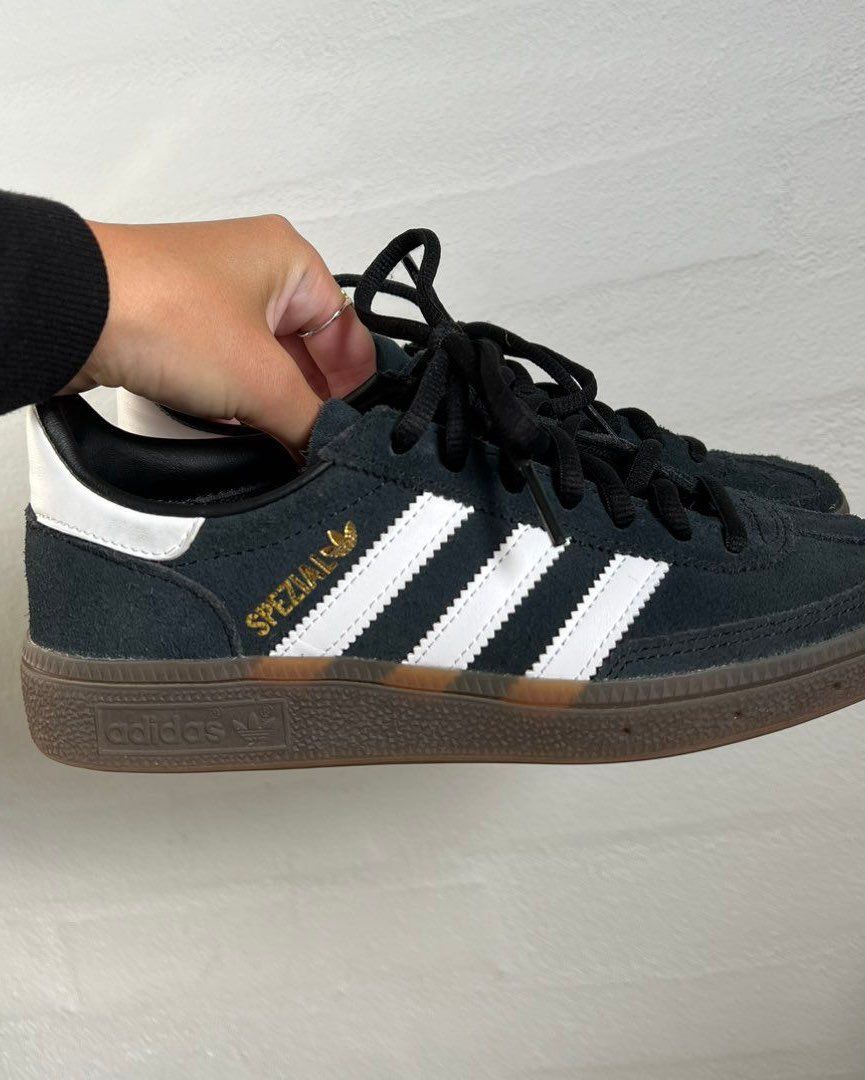 Adidas Spezial Tise