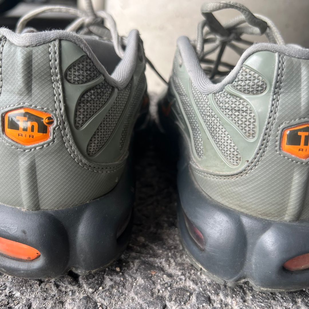 Nike tn 42.5 hotsell