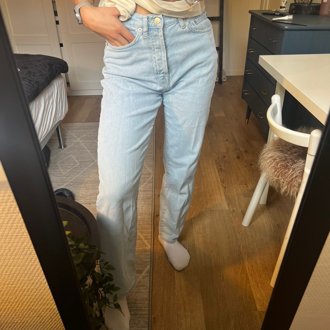 NA KD Mom jeans Tise