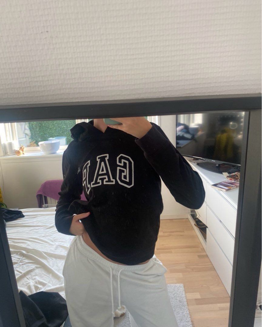 Gap hoodie sort sales