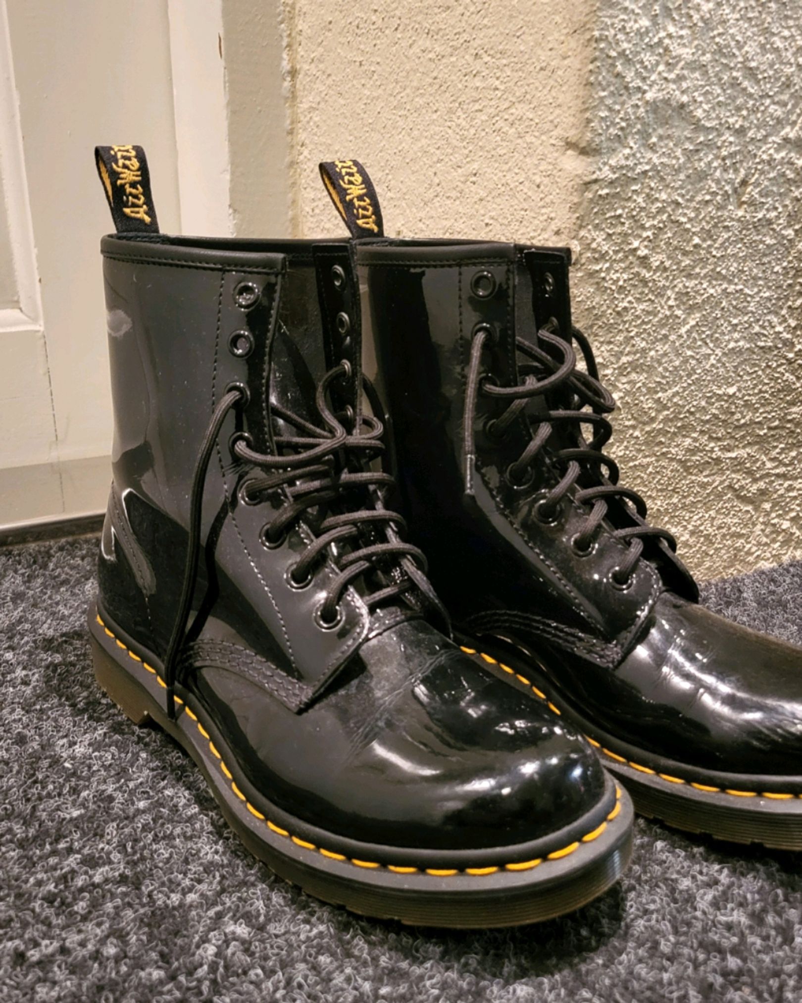 Dr. Martens 1460 Tise