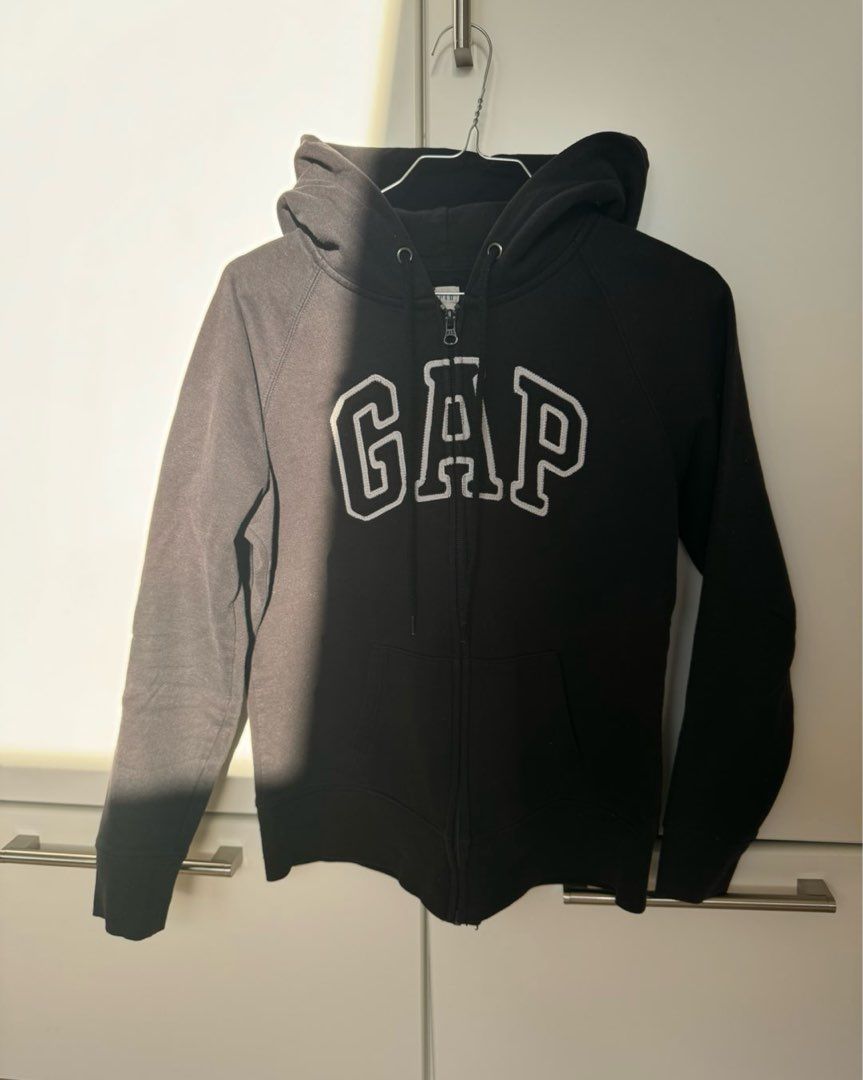 Gap hoodie sort sales